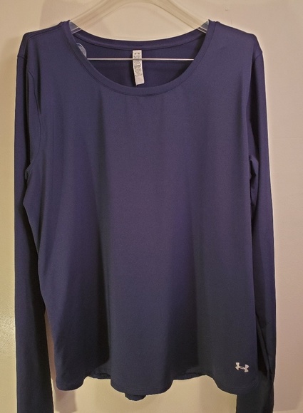 Under Armour Tops - Under Armour heat gear🏃‍♀ athletic top. Size 2XL.